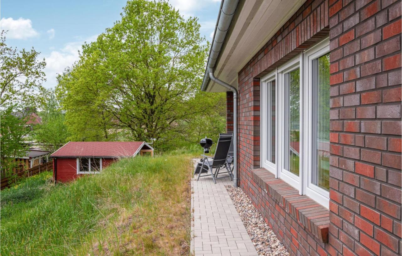 Beautiful Home In Bleckede With Wifi Extérieur photo