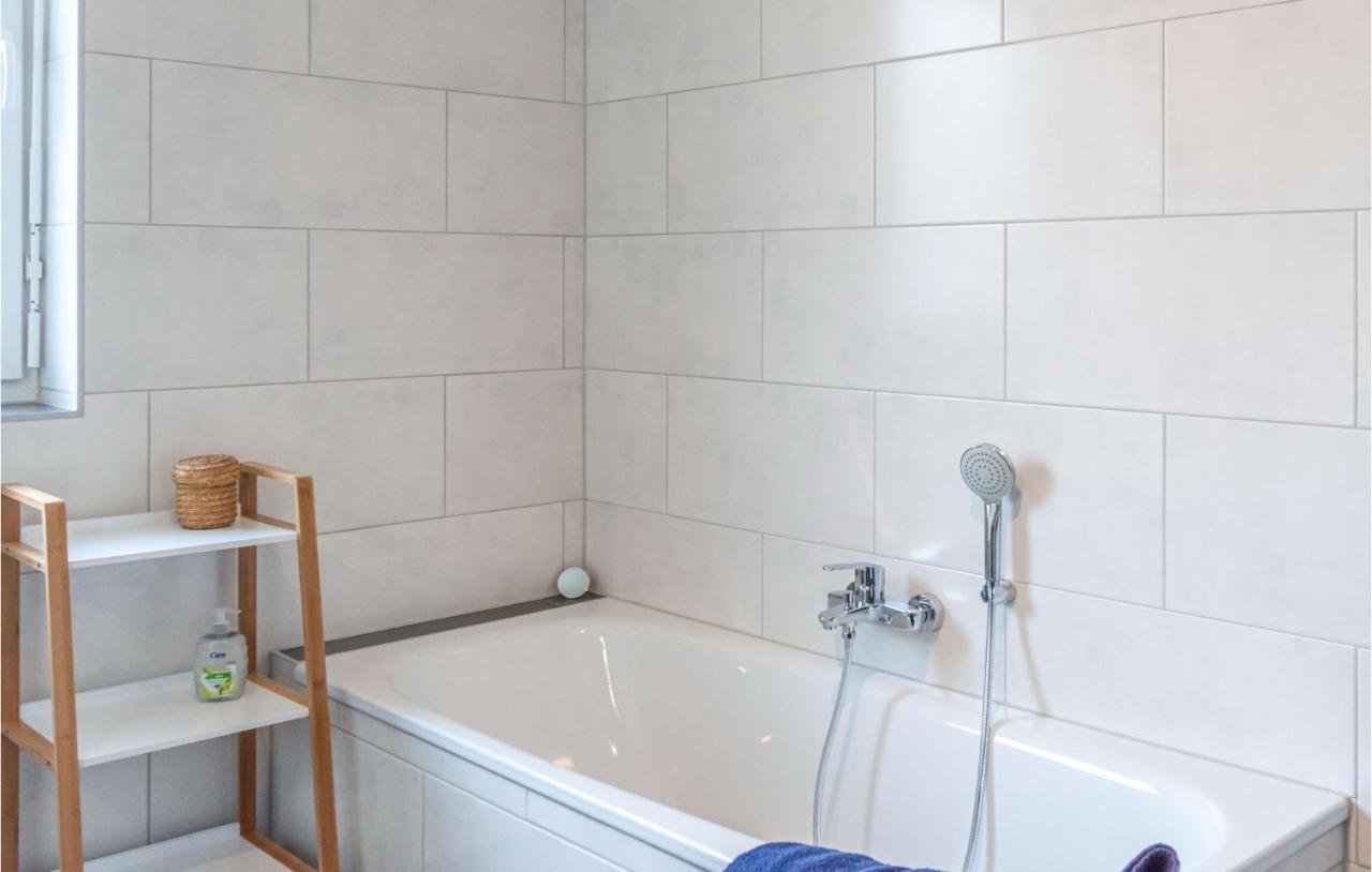 Beautiful Home In Bleckede With Wifi Extérieur photo
