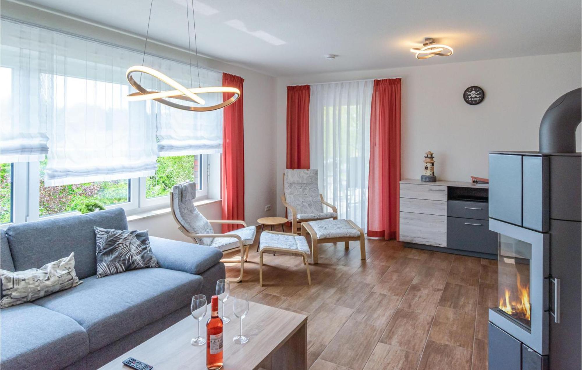 Beautiful Home In Bleckede With Wifi Extérieur photo